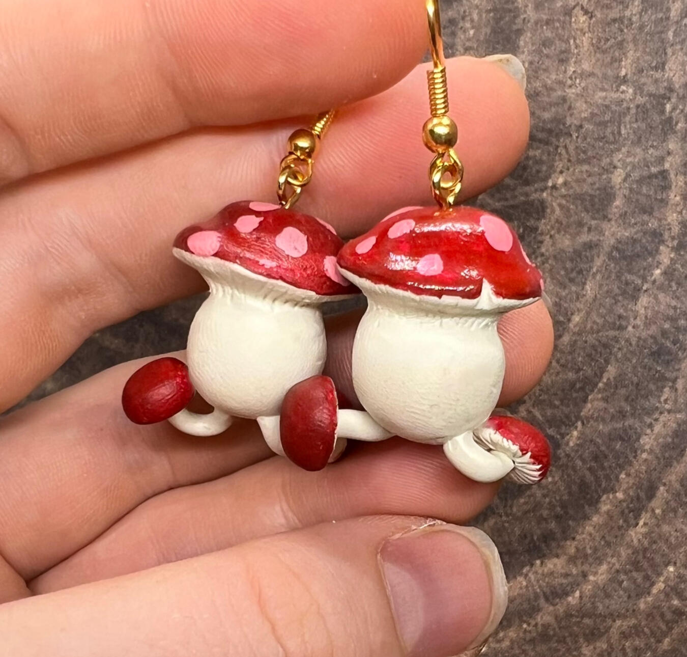 Dungeon Meshi walking mushroom earrings
