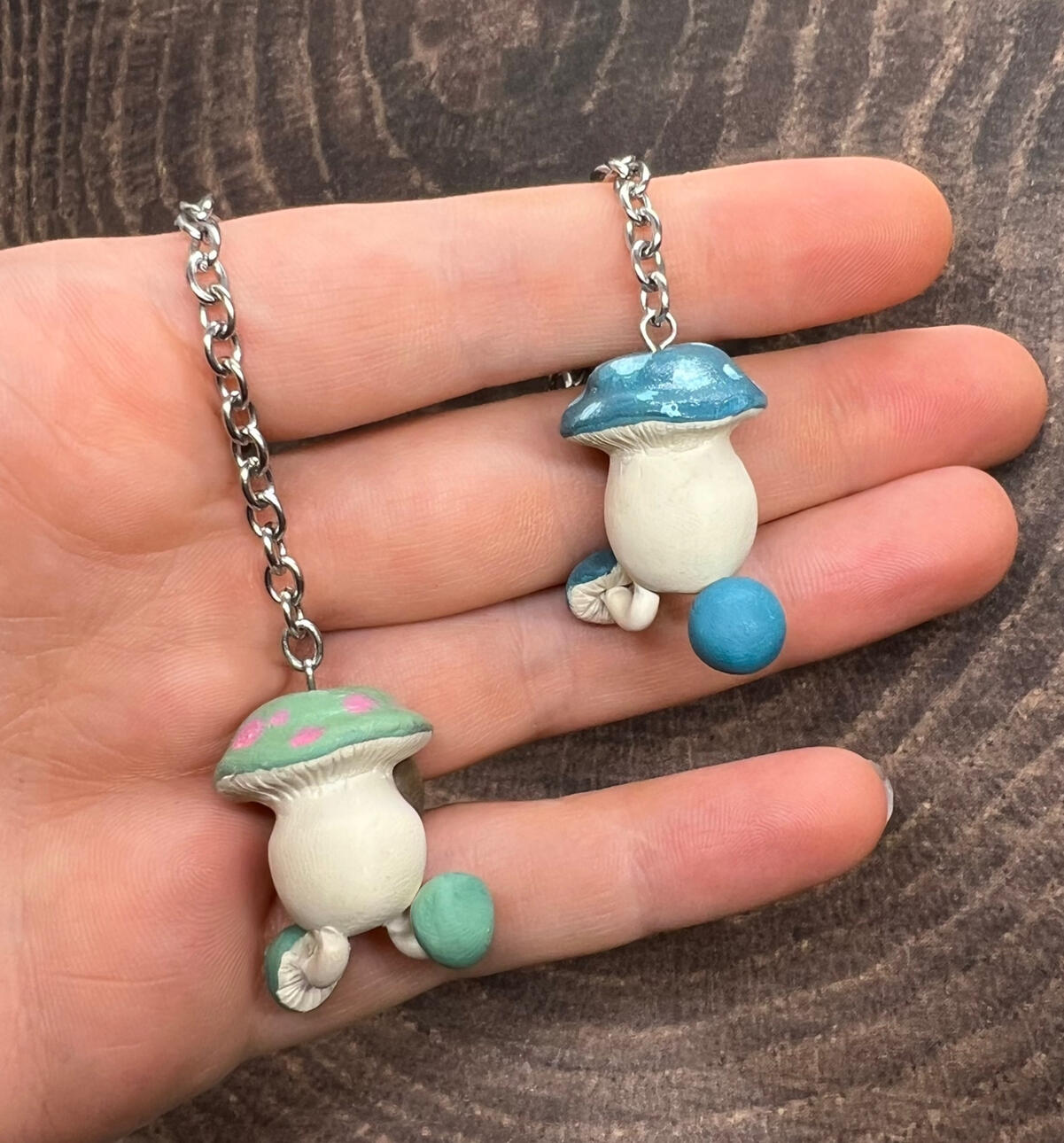 Dungeon Meshi Walking Mushroom Keychains